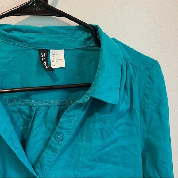 Divided 100% cotton blue button down H&M - Picture 4 of 7
